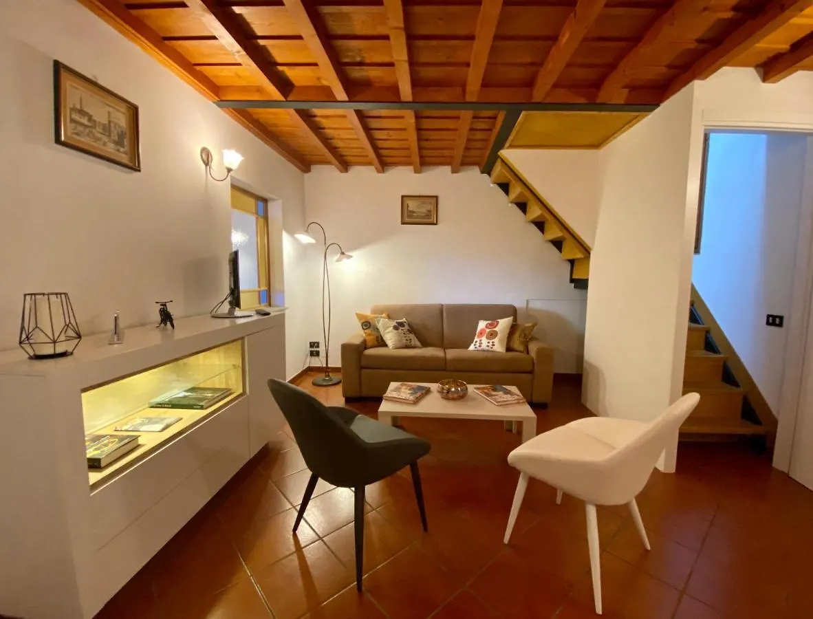 Cozy 4Th And Top Floor Apartment Florence 0*,